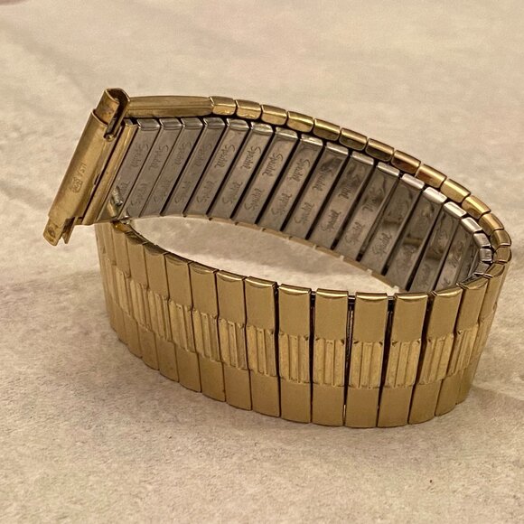 Speidel Twist O-Flex Expansion Watchband 18mm Personal'd 3 Natural Ruby 0.07 NEW - Picture 9 of 9